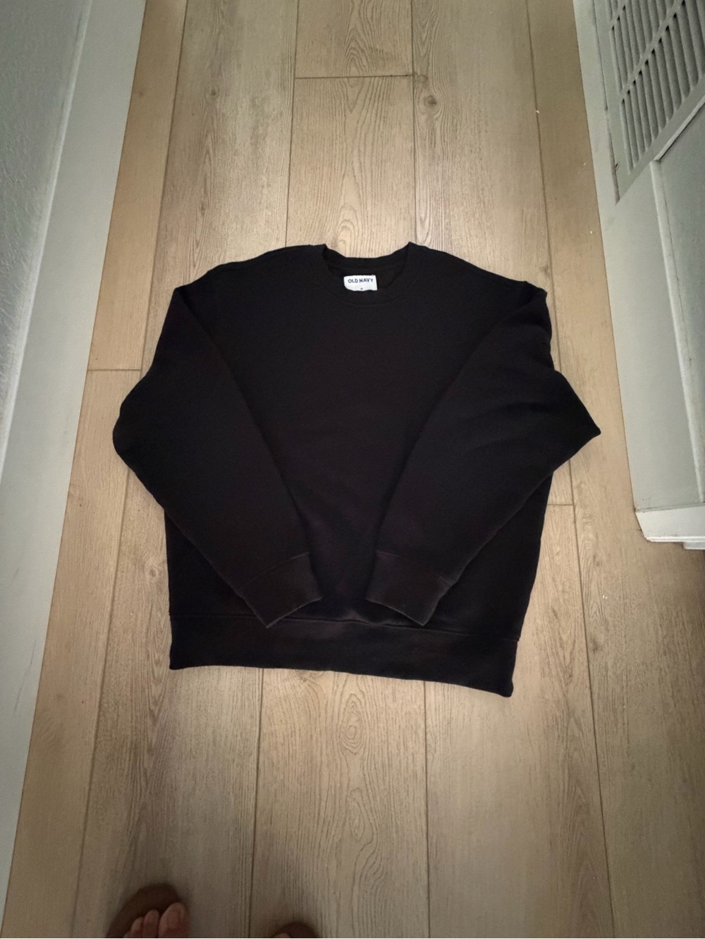 Old Navy Men's Black Crewneck Sweater